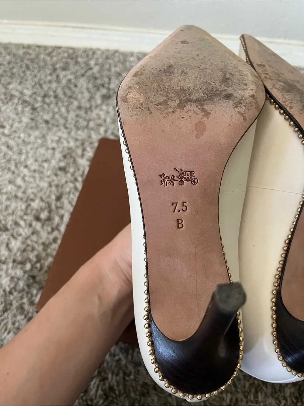 Coach Chalk Tamera Dress Nappa Chain Detail Pump Heels Women's Size 7.5 - Picture 7 of 14